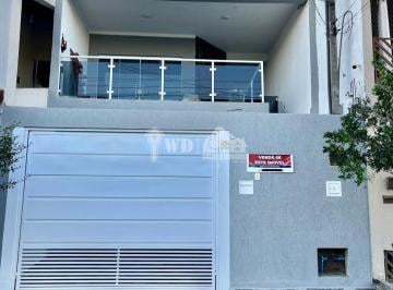 Casa · 230m² · 3 Quartos · 2 Vagas · Sobrado 3 quartos - Jardim Portal do Itavuvu