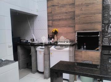 Casa · 71m² · 3 Quartos · 2 Vagas · Casa em condomínio com 3 quartos e área gourmet.