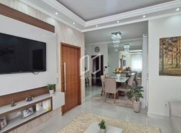 Casa · 224m² · 3 Quartos · 8 Vagas · Casa para venda em Jardim Santa Angelina de 224.00m² com 3 Quartos, 1 Suite e 8 Garagens