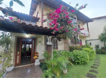 Casa · 239m² · 3 Quartos · 4 Vagas · "Oportunidade: Casa dos Sonhos na Taquara, RJ"