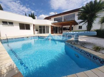 Casa de 4 quartos, Curitiba · 4 SUITES EM CONDOMINIO FECHADO - PERTO DO BAIRRO BATEL