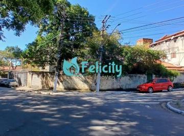 Terreno · 277m² · Terreno de Esquina  277 m² à Venda no Jardim Santa Mônica com Duas Casas e Amplo