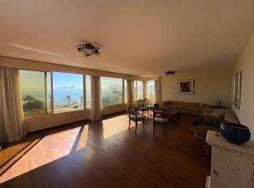 c59e7ea3f6d9bea06aa431adc6f06dd2da7fe489 · Apartamento Frente Mar na Av. Beira Mar Norte com 4 quartos e 2 vagas - Florianópolis/SC.