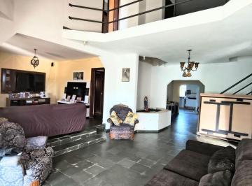 Casa de 6 quartos, Vicente Pires · Casa Estilo Colonial - No jóquei Clube com ESCRITURA