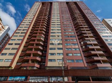 Apartamento de 4 quartos, Curitiba · APARTAMENTO 4 QUARTOS 1 SUÍTE 1 VAGA - VARANDA C/ CHURRASQUEIRA - CENTRO