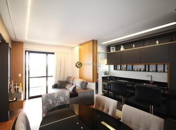 Apartamento · 73m² · 2 Quartos · 1 Vaga · Excelente apartamento à venda no bairro Portão