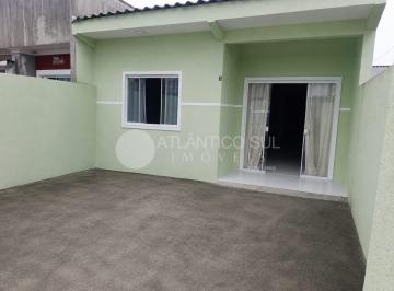 Casa · 63m² · 1 Quarto · 2 Vagas · Casa á venda, na praia de Canoas- Pontal do Paraná.