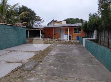 Casa · 60m² · 1 Quarto · Casa à venda a 200 metros do mar no balneário de CANOAS, PONTAL DO PARANA - PR