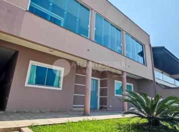 Casa · 600m² · 1 Vaga · Excelente Tríplex Frente Mar à venda no Riviera, Matinhos - PR