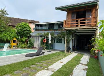 Casa · 345m² · 1 Quarto · 1 Vaga · Casa à venda a poucos passos do mar, ATAMI SUL, PONTAL DO PARANA - PR