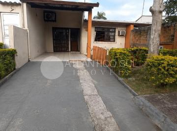 Casa · 68m² · 2 Quartos · 1 Vaga · Casa com 2 quartos a 350 metros do Mar em Praia de Leste Pontal do Paraná