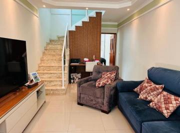 Casa de 3 quartos, Guarulhos · Sobrado de 125 m² de terreno com 3 quartos à venda em Parque Renato Maia ao lado do Bosque Maia