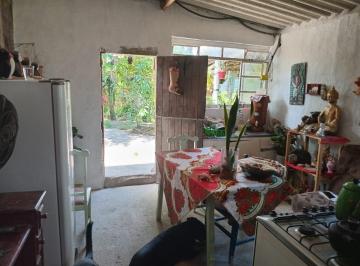 Casa · 50m² · 1 Quarto · 2 Vagas · Casa na Praia + Terreno livre para construir na frente e nos fundos Todo murado