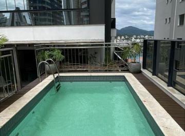 Apartamento de 1 quarto, Balneário Camboriú · Apartamento com 200 m² de área privativa