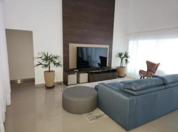 Casa · 603m² · 3 Quartos · 3 Vagas · Oportunidade - Casa em Condomínio - Urbanova - Condomínio Colinas do Paratehy - 3 Dormitórios - 250²