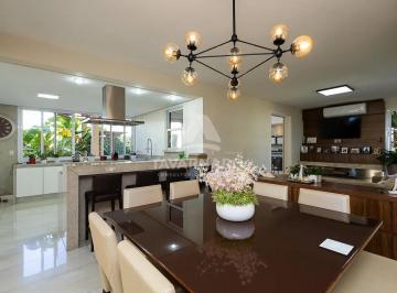Casa · 941m² · 3 Quartos · 2 Vagas · UMA CASA PARA QUEM NÃO ABRE MÃO DE ESPAÇO, CONFORTO E EXCLUSIVIDADE