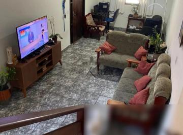 Casa · 190m² · 3 Quartos · 2 Vagas · Oportunidade - Casa Sobrado - Campos de São José - 3 Dormitórios - 190m².