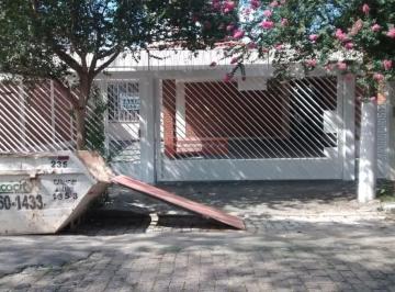 Casa · 193m² · 3 Quartos · 2 Vagas · Excelente Casa Térrea.