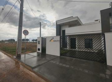 Casa · 111m² · 3 Quartos · 2 Vagas · Casa para Aluguel no Parque dos Poderes (Sorriso/MT) | 3 Quartos, 1 Suíte, 2 Vagas