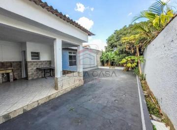 Casa · 380m² · 3 Quartos · 4 Vagas · Casa à venda com 380m², 3 quartos e 4 vagas