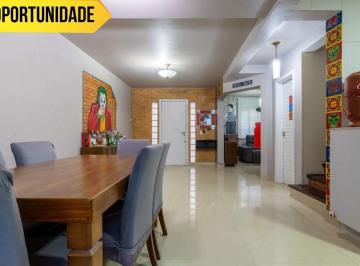 Casa · 167m² · 3 Quartos · 4 Vagas · Triplex à venda na Rua Antônio Rebelatto - Xaxim