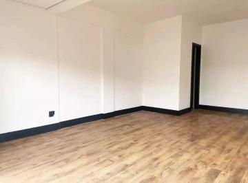 Comercial · 34m² · 1 Vaga · Loja para locação no Guabirotuba com 01 sala