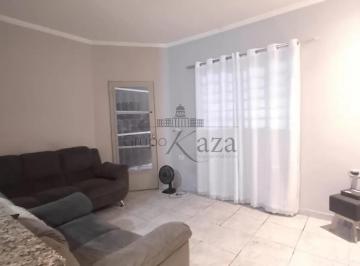 Casa · 150m² · 3 Quartos · 2 Vagas · Oportunidade - Casa Sobrado - Residencial Dom Bosco - 3 Dormitórios - 63m².