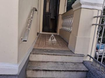 Casa · 147m² · 3 Quartos · 1 Vaga · Casa de Rua com 5 quartos uma vaga de garagem