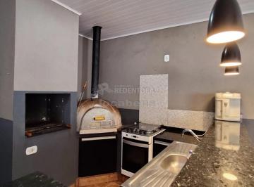 Casa · 56m² · 2 Quartos · 2 Vagas · Casa para Locação no Condomínio Morada dos Ipês - Conforto, praticidade e um espaço gourmet encantad