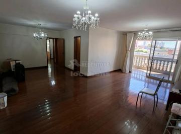 Apartamento · 184m² · 3 Quartos · 2 Vagas · Excelente apartamento de 3 dormitórios e escritório na Boa Vista