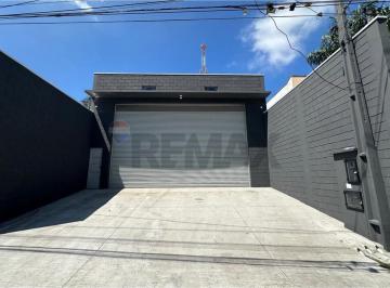 Comercial · 350m² · 3 Vagas · Galpão para Locação, Fins Comerciais em Mogi das Cruzes!