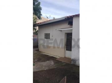 Casa · 70m² · 1 Quarto · Aluguel casa de fundo