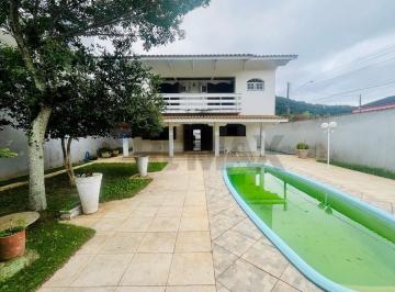 Casa · 480m² · 3 Quartos · 4 Vagas · Casa com Piscina para Alugar no Guaiuba!!!