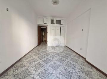 Apartamento · 130m² · 3 Quartos · 1 Vaga · Apartamento de três quartos, 130m