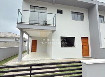 Casa · 89m² · 3 Quartos · 1 Vaga · Sobrado à venda no bairro Forquilhas - São José/SC