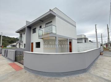 Casa · 89m² · 3 Quartos · 1 Vaga · Sobrado à venda no bairro Forquilhas - São José/SC
