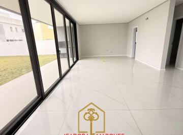 Casa · 261m² · 3 Quartos · 2 Vagas · Casa Alto Padrão em Laranjal, Pelotas/RS