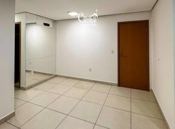 Apartamento · 76m² · 2 Quartos · 2 Vagas · Apartamento com 2 quartos semi-mobiliado no Bairro Três Poderes