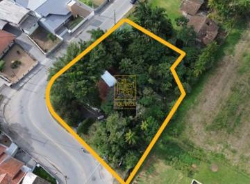Terreno · 1072m² · Terreno de esquina com edificação