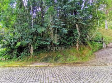 Terreno · 1017m² · Terreno a venda em Condomínio no bairro do Comary, Teresópolis/RJ