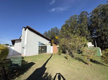 Casa · 197m² · 3 Quartos · 4 Vagas · Ninho Verde 1 Eco Residence - Casa térrea com vista para o lago no Ninho Verde 1 – 197m² construídos