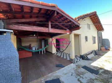 0a9c79e4cfc2092f7466244abe133cf8f026b72d · Casa com amplo espaço de quintal á venda na praia de Mongaguá, Vale a pena conferir!