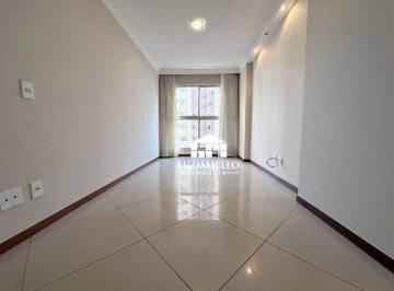 Sala de Estar · RUA 37 SUL LOTE 08 - ILHA DE SARDENHA - ÁGUAS CLARAS - Amplo apartamento de três quartos, sendo uma
