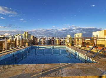 Apartamento · 408m² · 5 Quartos · 4 Vagas · Cobertura com piscina no Água Verde