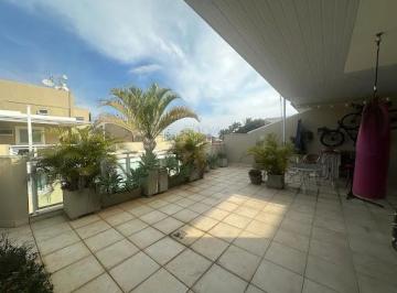 Apartamento · 200m² · 4 Quartos · 2 Vagas · Cobertura em Piratininga, Niterói/RJ de 200m² 4 quartos à venda por R$ 1.100.000,00