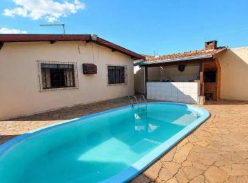 b5f17aaa1bbdc0ad5a3435f6d9142a2f6f755e95 · Casa à venda no Bairro Aeroporto em Londrina — 3 quartos, terreno de 360 m², piscina e edícula