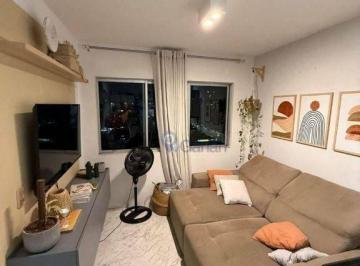 Apartamento · 35m² · 1 Quarto · 1 Vaga · Apartamento em Centro, Curitiba/PR de 35m² 1 quartos para locação R$ 2.000,00/mes