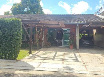 Casa · 450m² · 3 Quartos · 4 Vagas · Casa em Ananindeua com 3 Quartos e Condomínio Clube