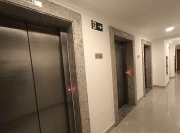 Comercial · 50m² · 1 Vaga · Sala em Marapé, Santos/SP de 50m² para locação R$ 3.900,00/mes