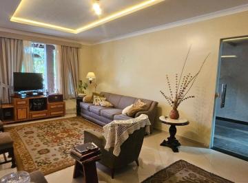 Casa · 450m² · 3 Quartos · 4 Vagas · Casa à Venda no Cypress Garden com 3 Quartos e Suíte